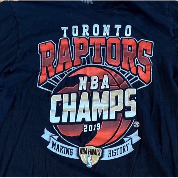 Toronto Raptors Shirt NBA Champs 2019 Short Sleeve Lg Black 100% Cotton Licensed - Picture 2 of 5